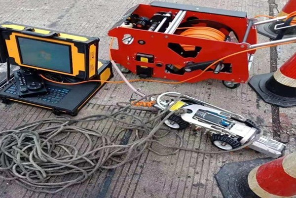 泾源CCTV管道检测机器人